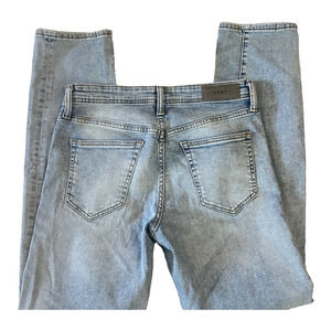 DKNY Mercer Slim Fit Men's Light Wash Jeans Size 30 / 32